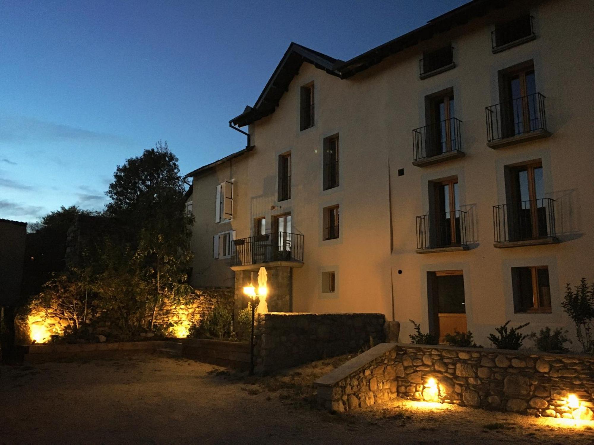 Domaine Agricole Cotze / Casa Rural Enveitg المظهر الخارجي الصورة