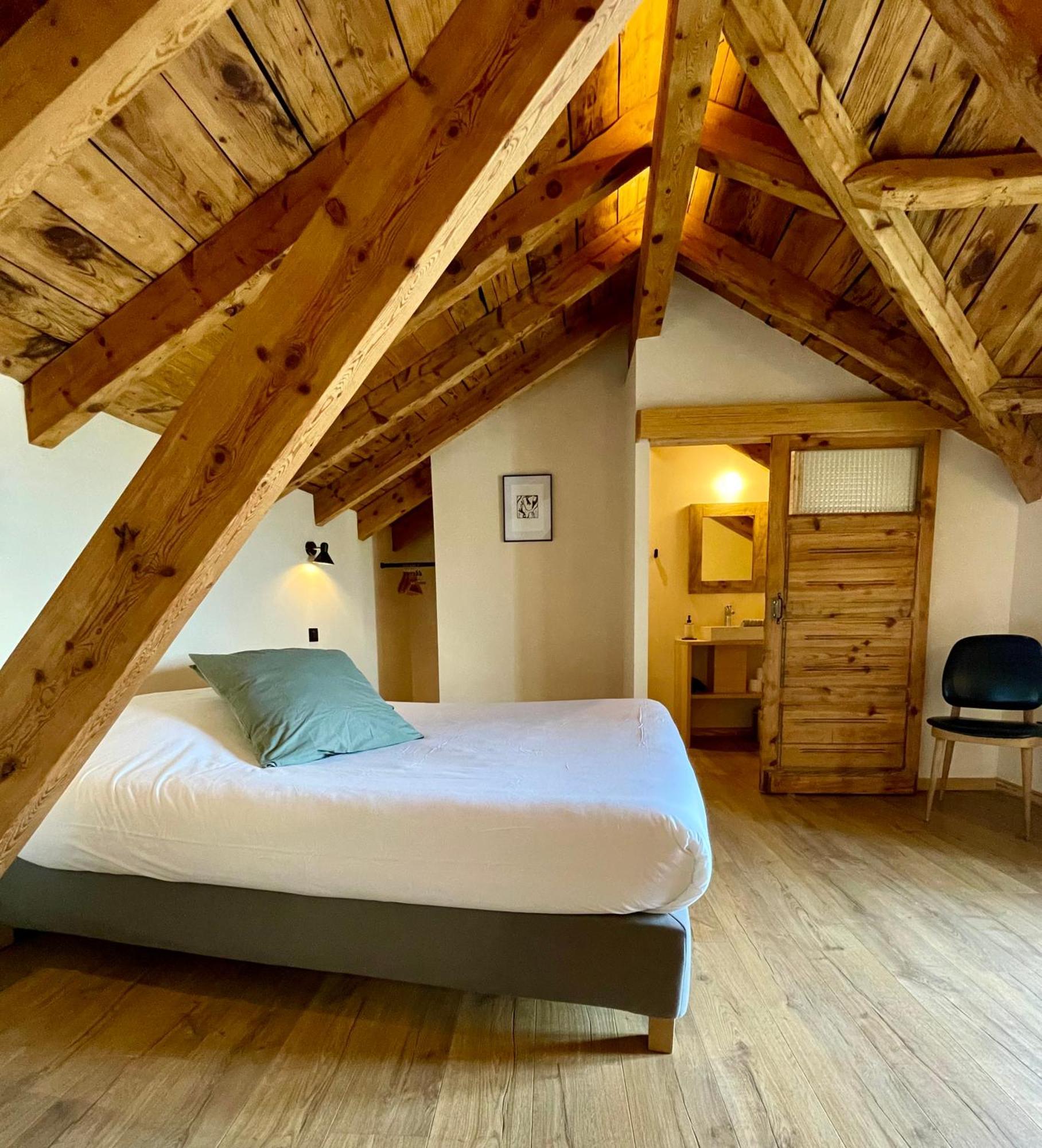 Domaine Agricole Cotze / Casa Rural Enveitg المظهر الخارجي الصورة